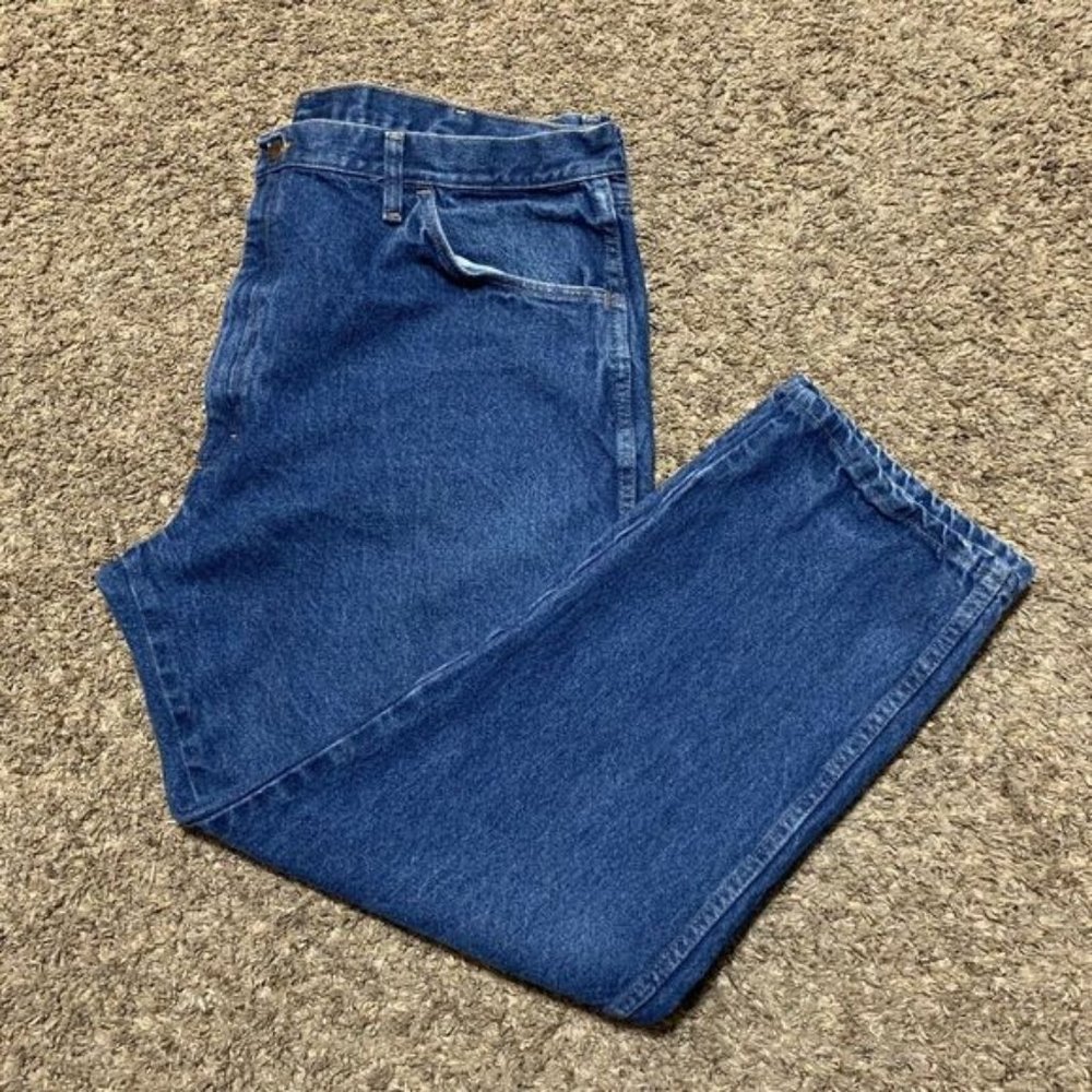 Rustler Men's work jeans, straight leg, 42x30, button waist, used.